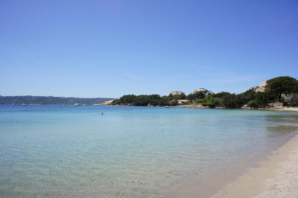 Godo Beach Hotel Baja Sardinia Extérieur photo