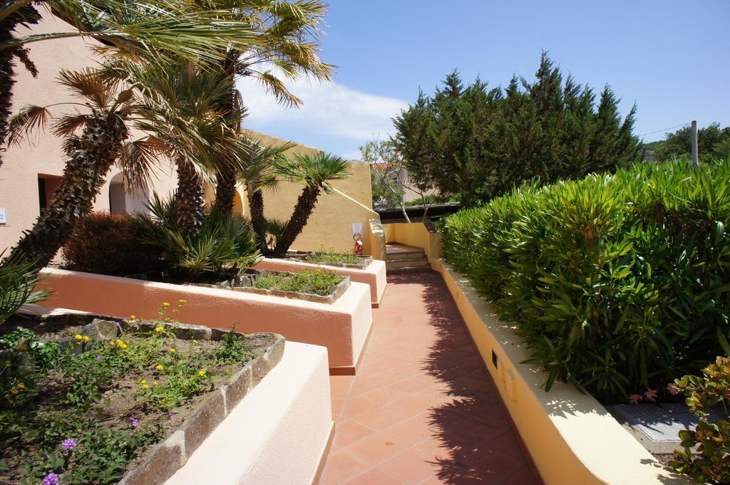 Godo Beach Hotel Baja Sardinia Extérieur photo