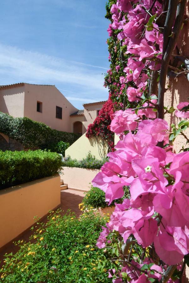 Godo Beach Hotel Baja Sardinia Extérieur photo